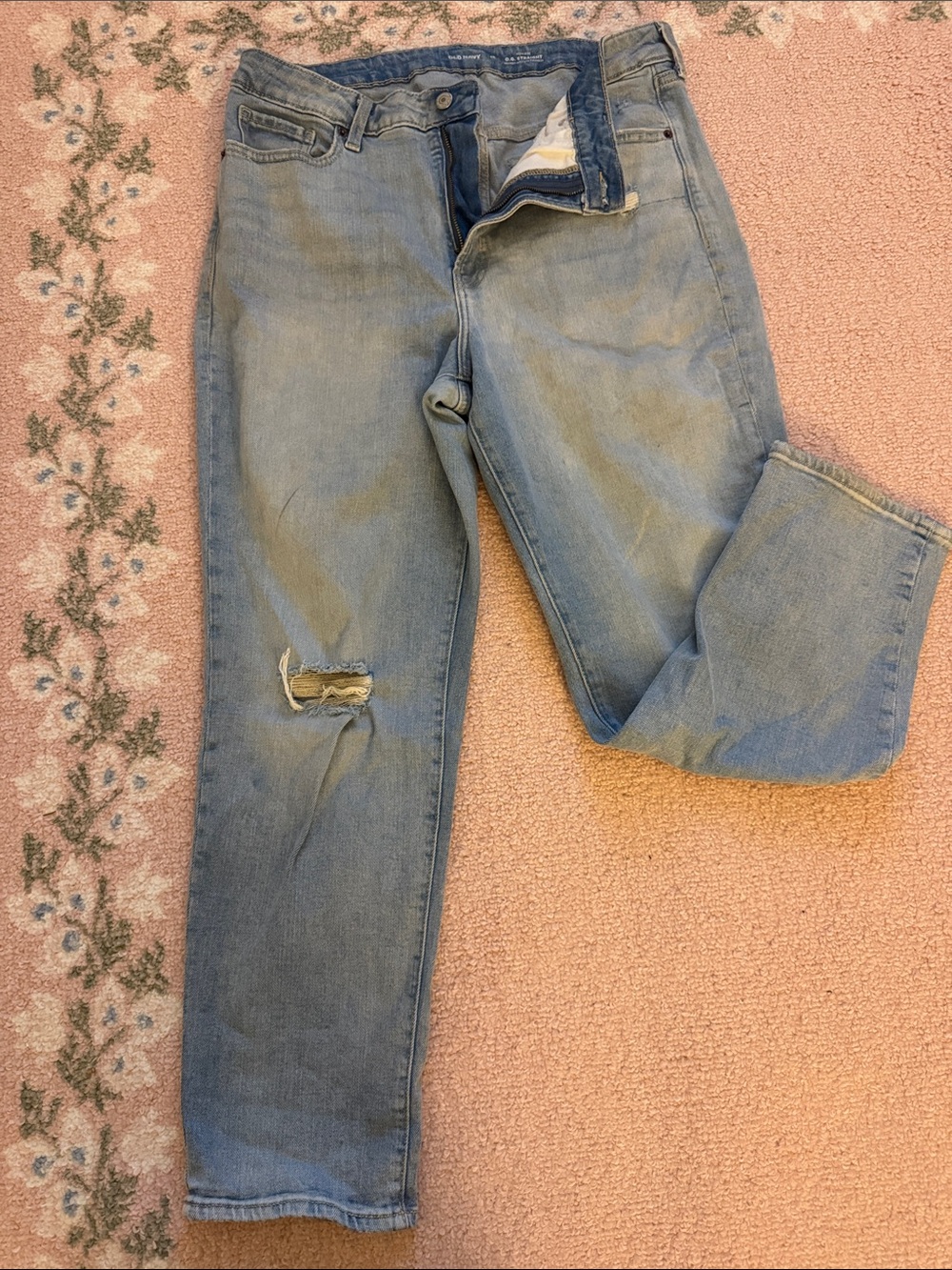 Old Navy Women's Light Blue Straight Leg Jeans